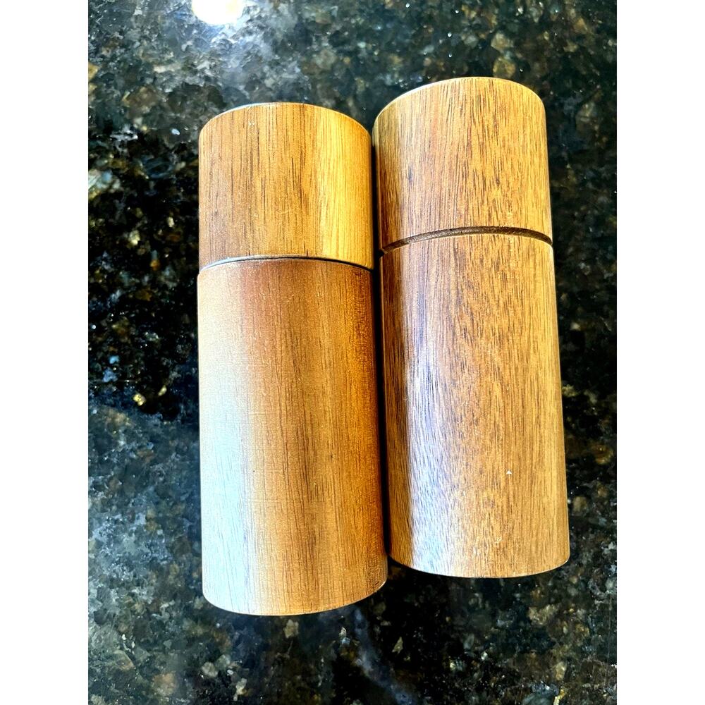 Wooden Salt Shaker And Pepper Grinder Set VTG